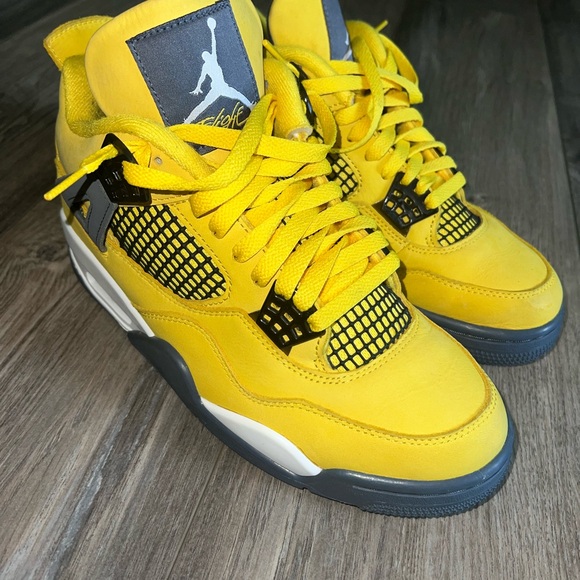 Jordan 4 - Picture 7 of 11